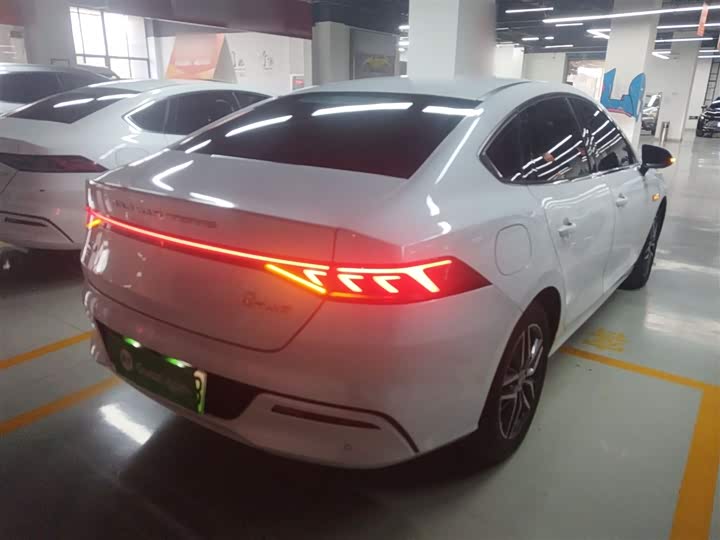 Фото 23 - BYD Qin Plus
