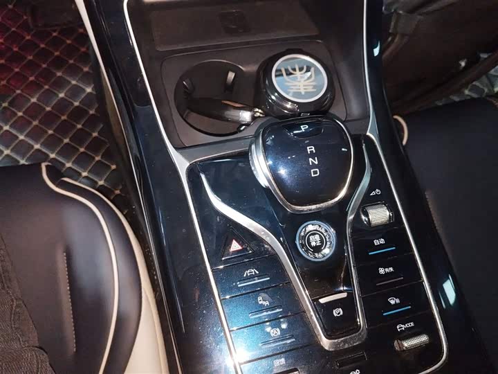 Фото 6 - BYD Qin Plus