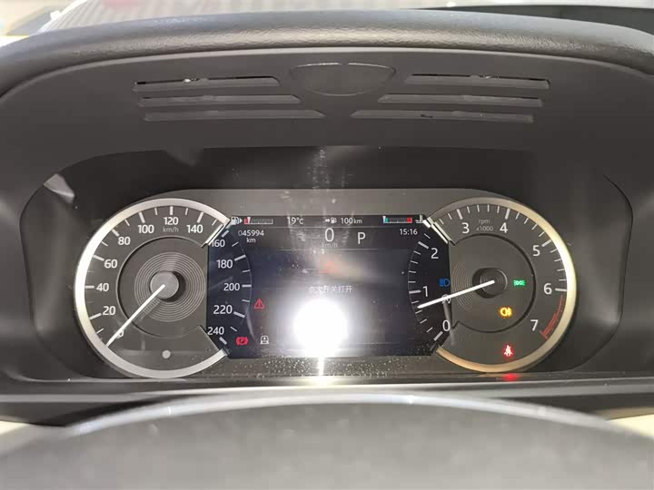 Фото 12 - Land Rover Discovery