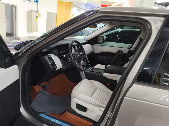 Фото 16 - Land Rover Discovery