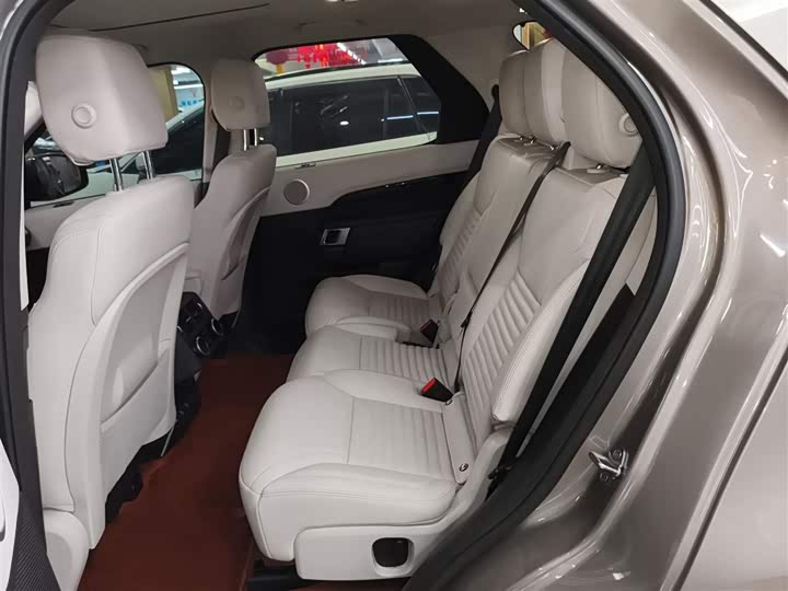 Фото 17 - Land Rover Discovery