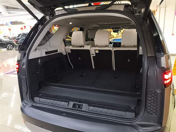 Фото 19 - Land Rover Discovery