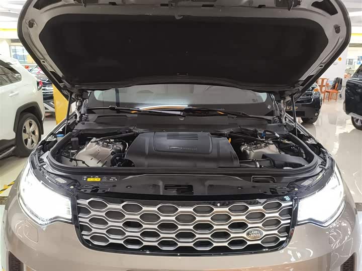 Фото 20 - Land Rover Discovery