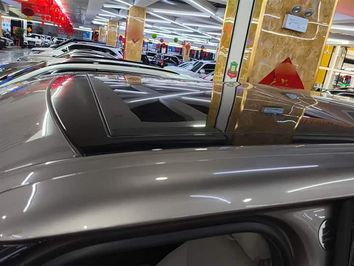 Фото 27 - Land Rover Discovery