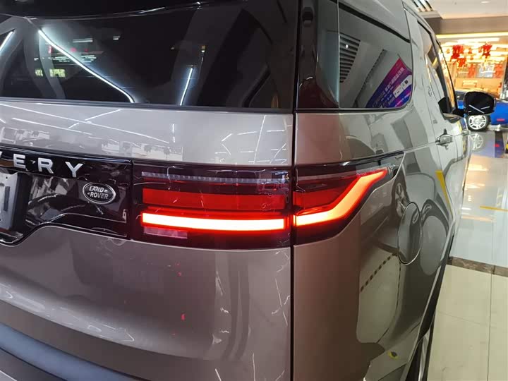 Фото 8 - Land Rover Discovery