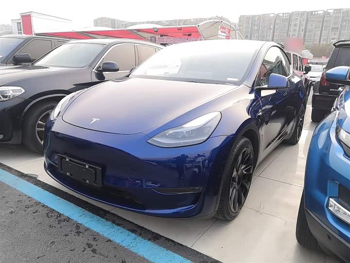 Фото 2 - Tesla Model Y
