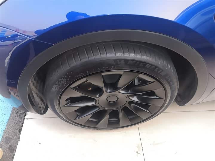 Фото 23 - Tesla Model Y