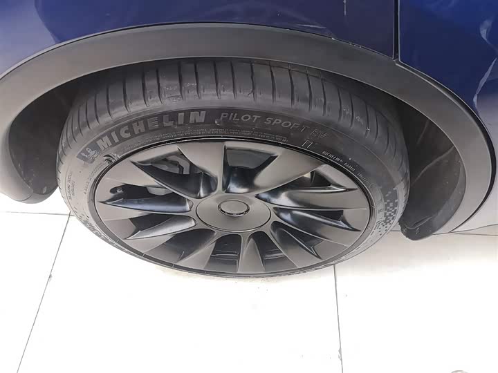 Фото 26 - Tesla Model Y