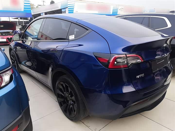 Фото 5 - Tesla Model Y