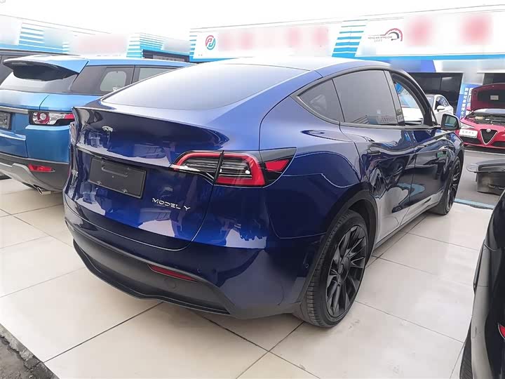 Фото 7 - Tesla Model Y