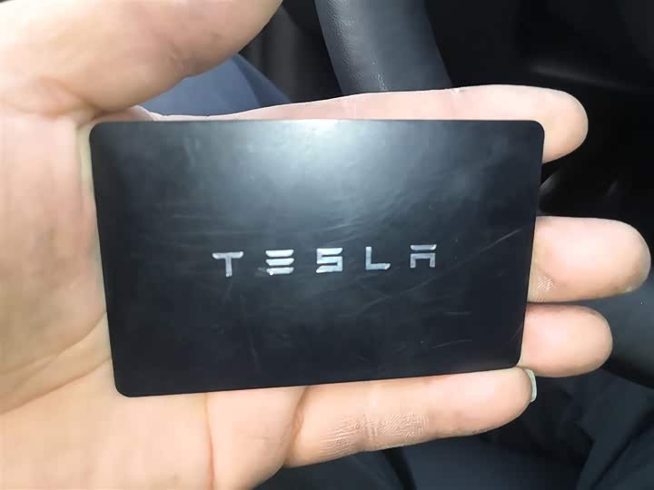 Фото 9 - Tesla Model Y