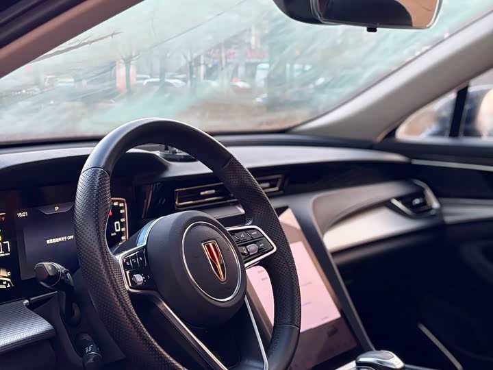 Фото 6 - Hongqi H5