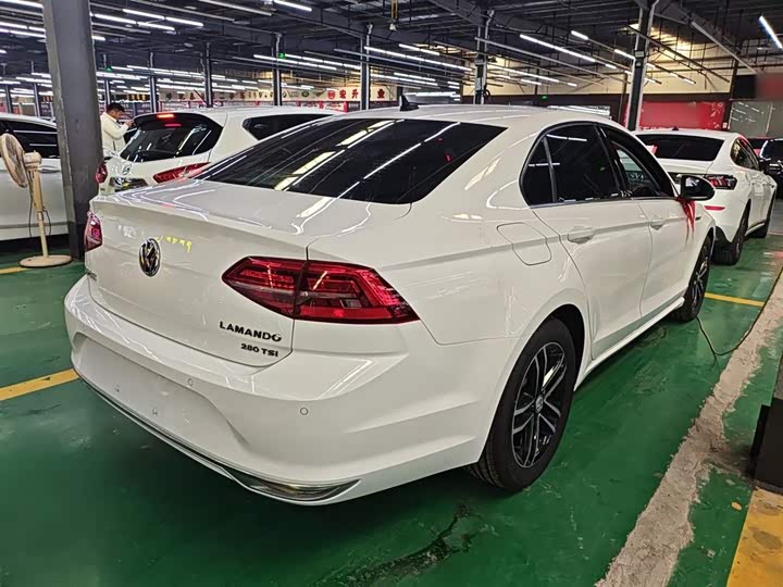 Фото 7 - Volkswagen Lamando L