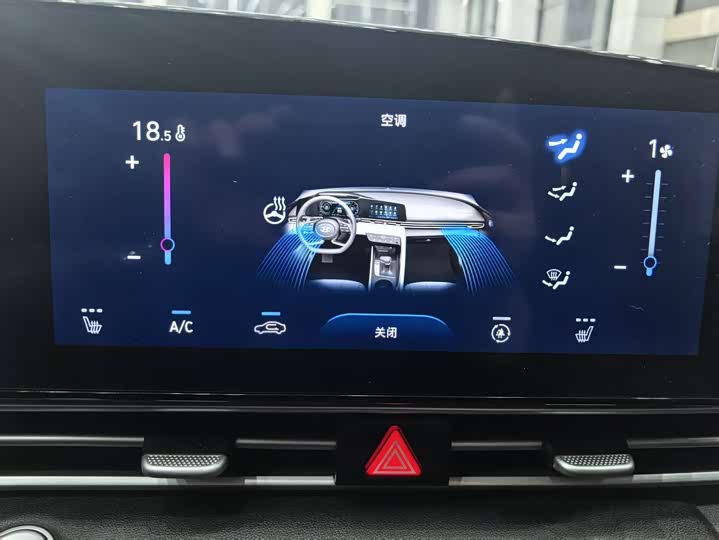 Фото 17 - Hyundai Elantra N line