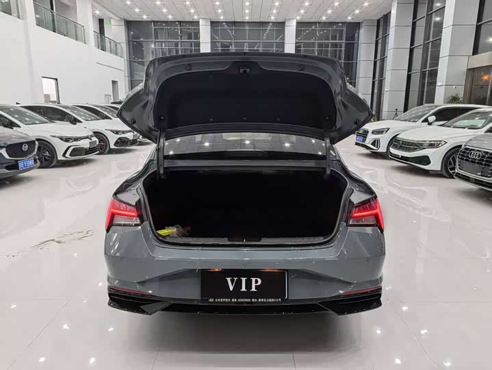 Фото 8 - Hyundai Elantra N line