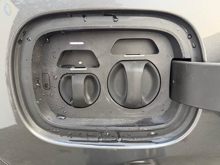 Фото 15 - LiXiang L8