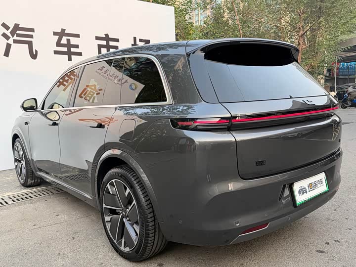 Фото 29 - LiXiang L8