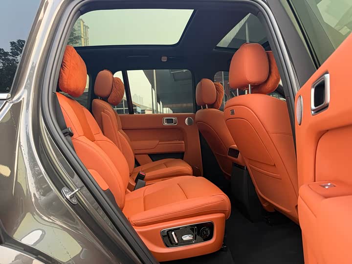 Фото 6 - LiXiang L8