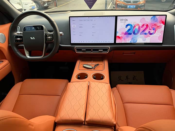 Фото 9 - LiXiang L8