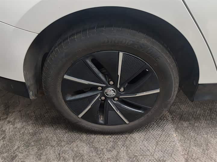 Фото 26 - Buick Velite 6