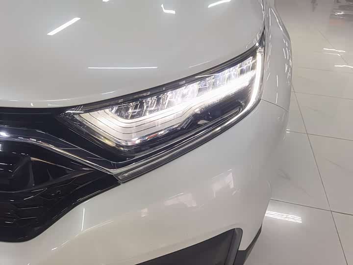 Фото 17 - Honda CR-V