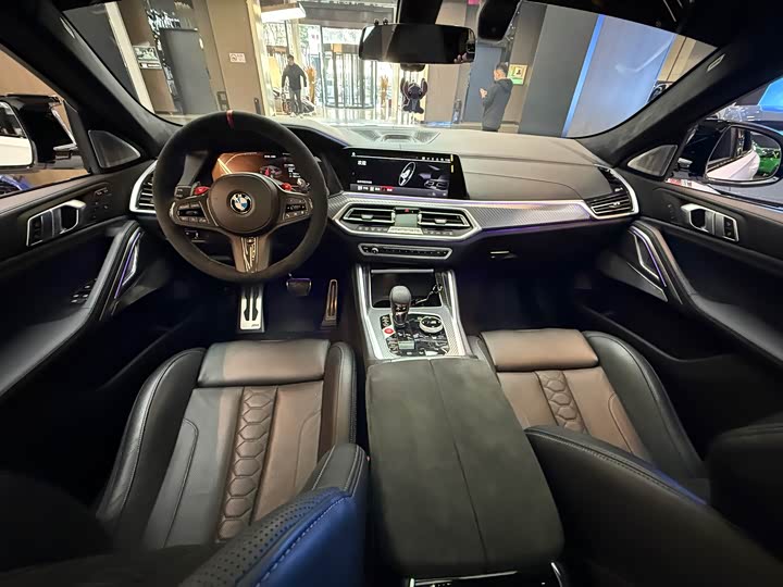 Фото 9 - BMW X6 M