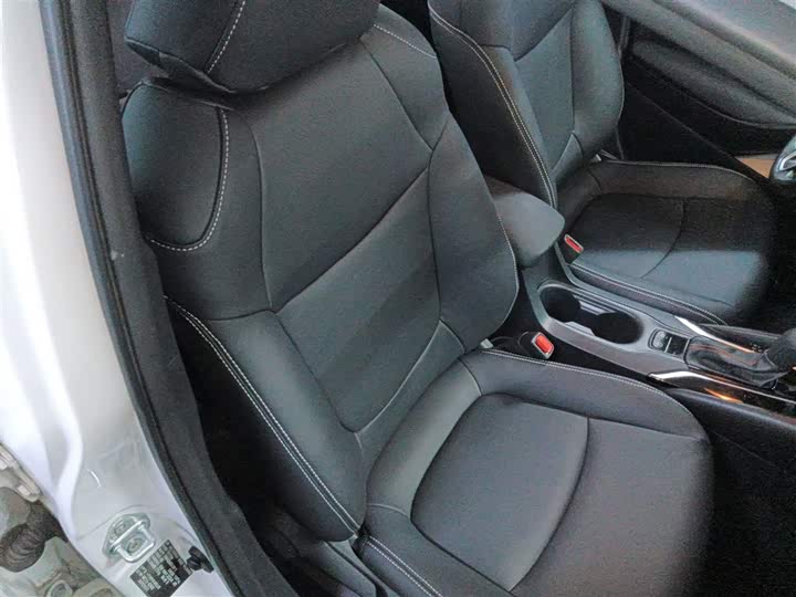 Фото 25 - Toyota Corolla