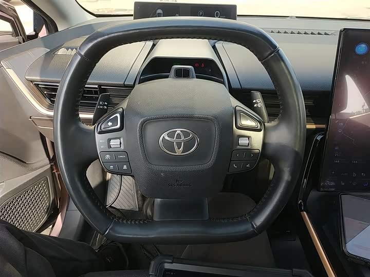 Фото 11 - Toyota bZ3