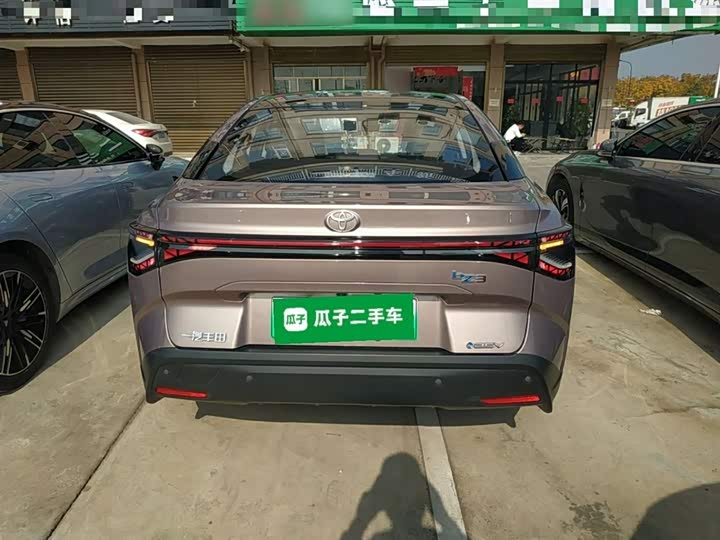 Фото 6 - Toyota bZ3