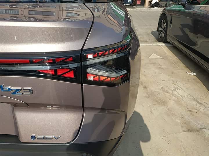 Фото 8 - Toyota bZ3