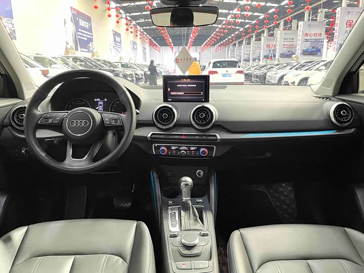 Фото 5 - Audi Q2L