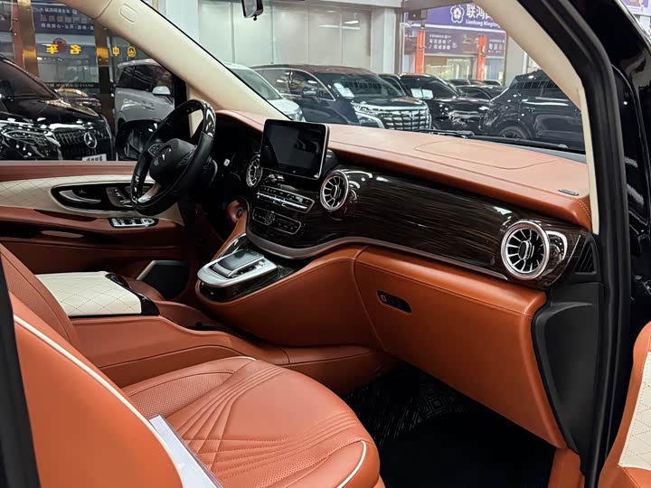 Фото 10 - Mercedes-Benz Vito