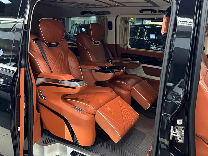 Фото 11 - Mercedes-Benz Vito