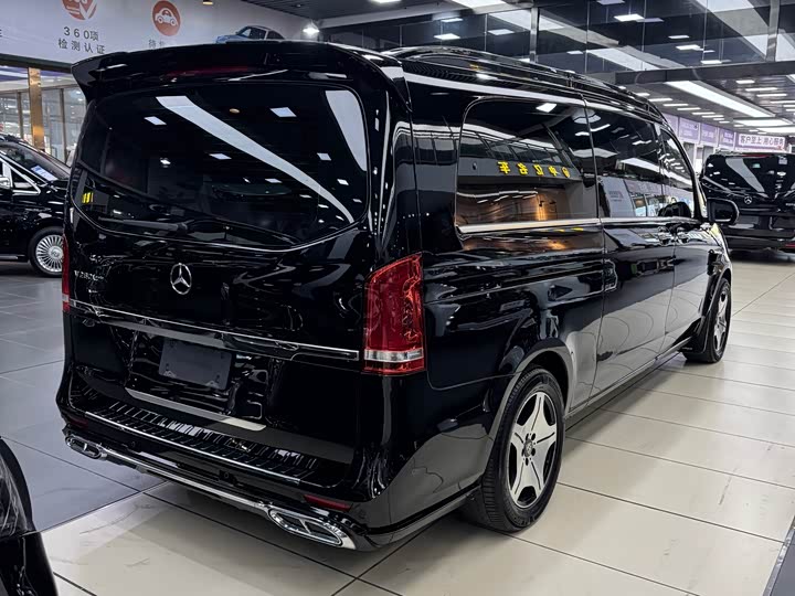 Фото 9 - Mercedes-Benz Vito