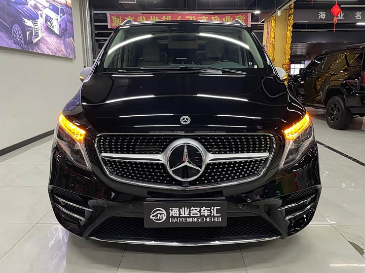 Фото 2 - Mercedes-Benz V-Class