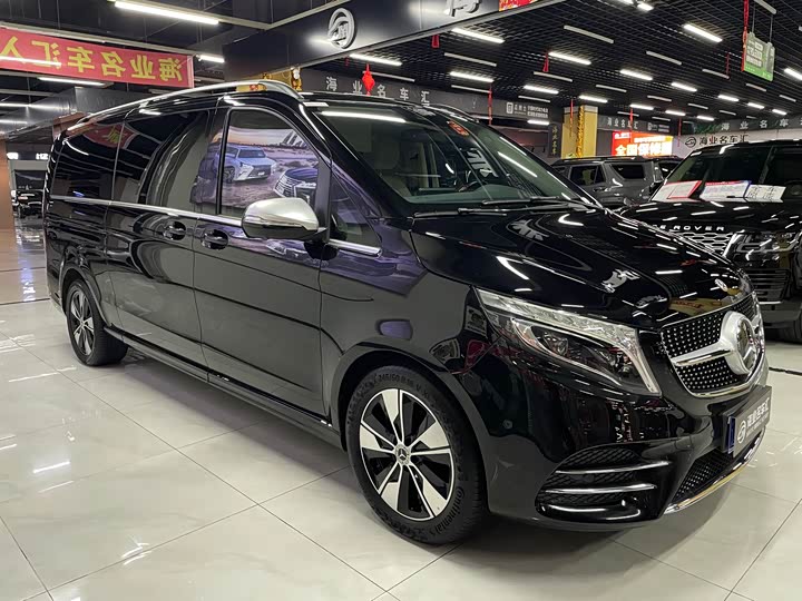 Фото 3 - Mercedes-Benz V-Class