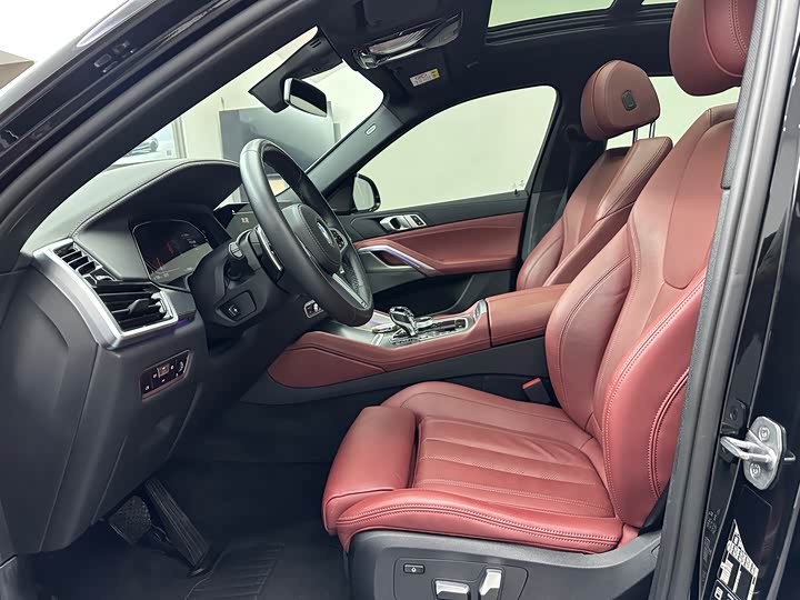 Фото 18 - BMW X6