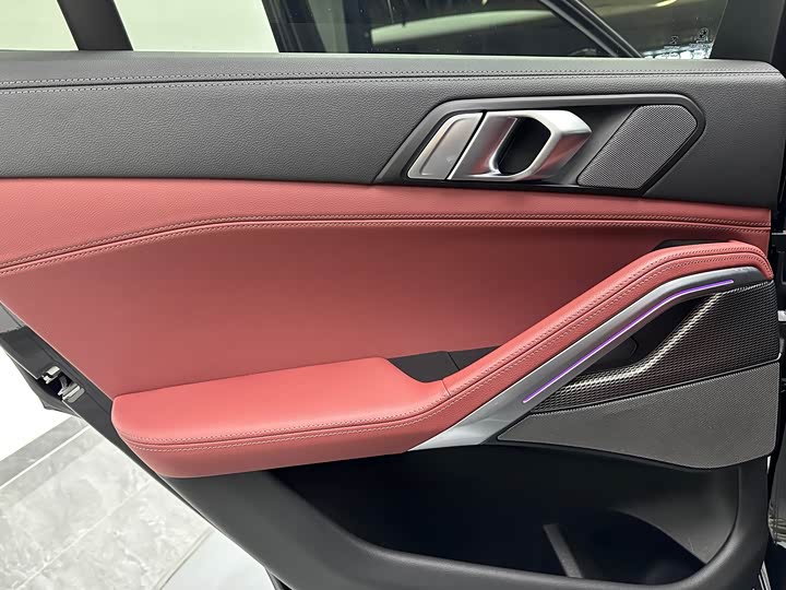 Фото 32 - BMW X6