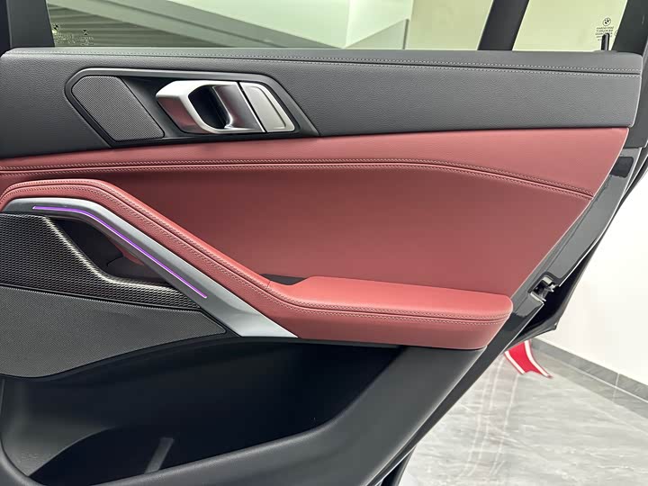 Фото 34 - BMW X6