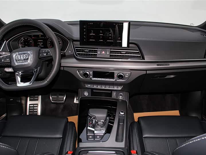 Фото 13 - Audi Q5L