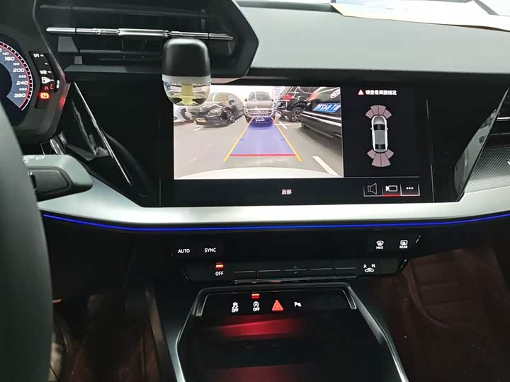 Фото 13 - Audi A3