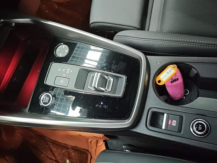 Фото 14 - Audi A3