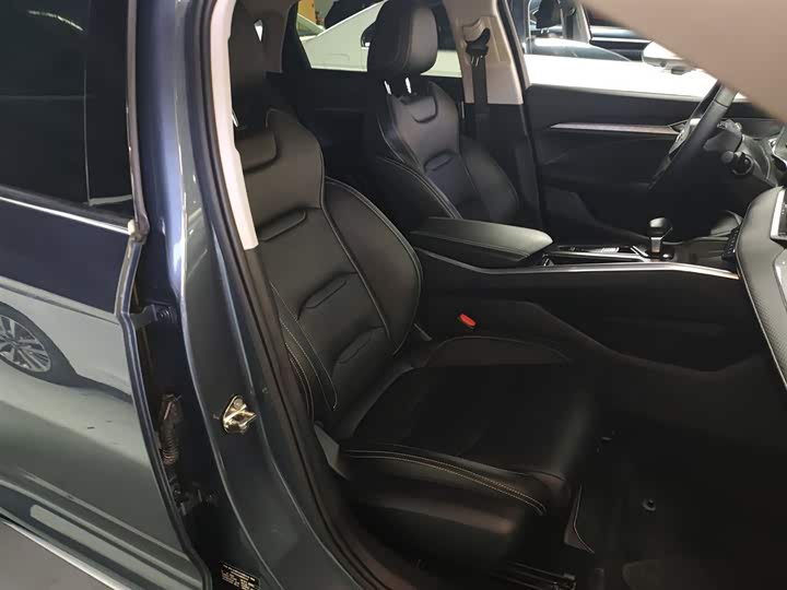 Фото 25 - Geely Preface