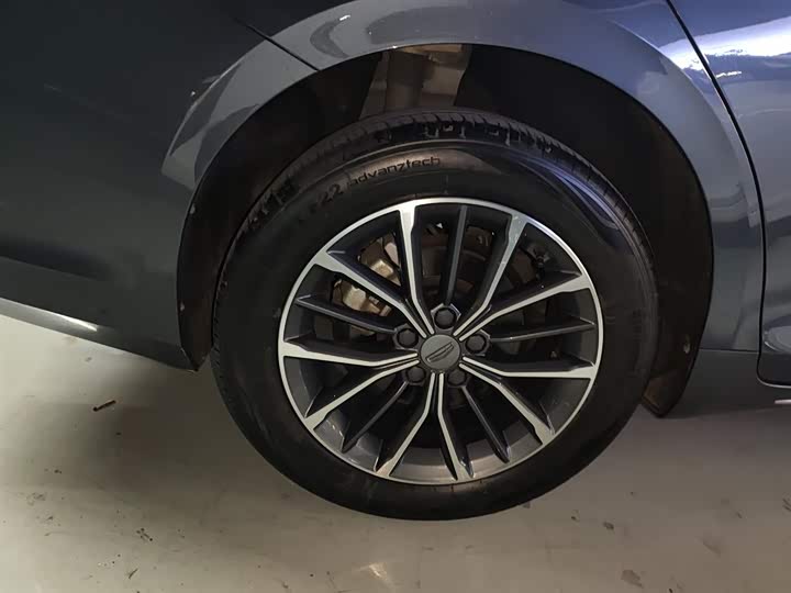 Фото 26 - Geely Preface