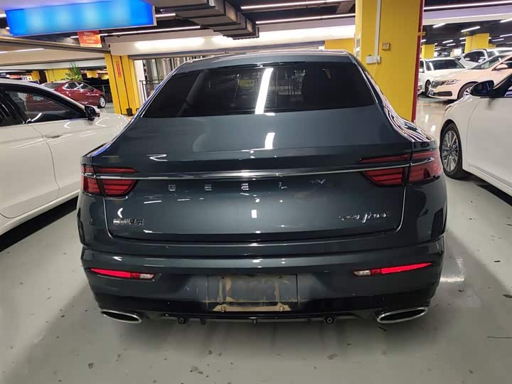 Фото 6 - Geely Preface