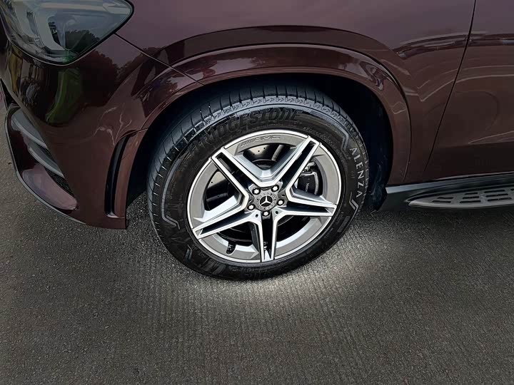 Фото 16 - Mercedes-Benz GLE-Class