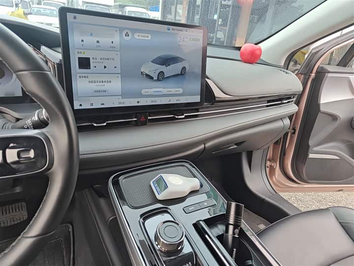 Фото 10 - GAC Aion S Plus