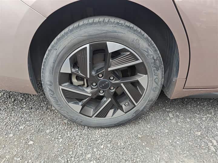 Фото 26 - GAC Aion S Plus