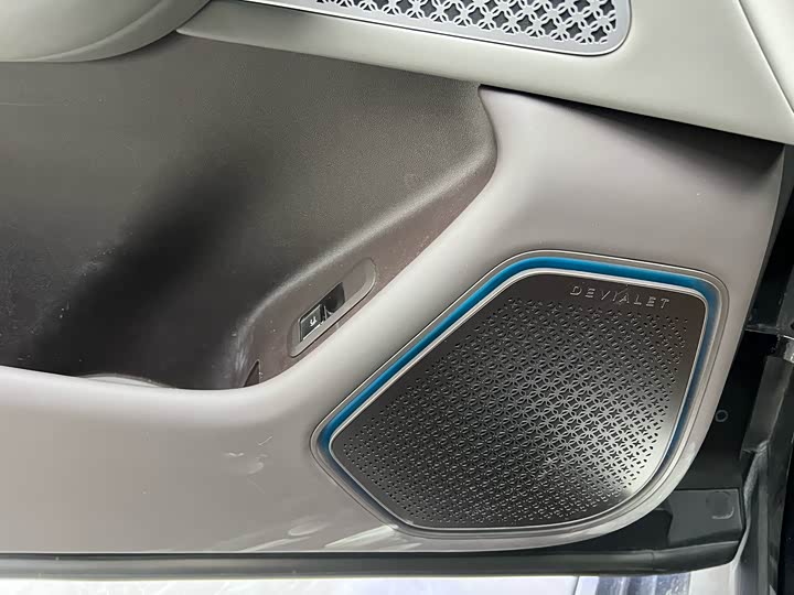 Фото 7 - Denza N9