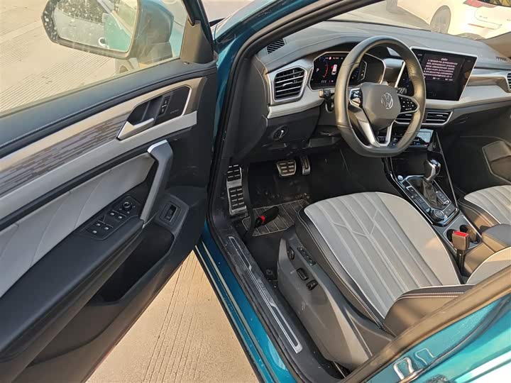 Фото 16 - Volkswagen Tayron